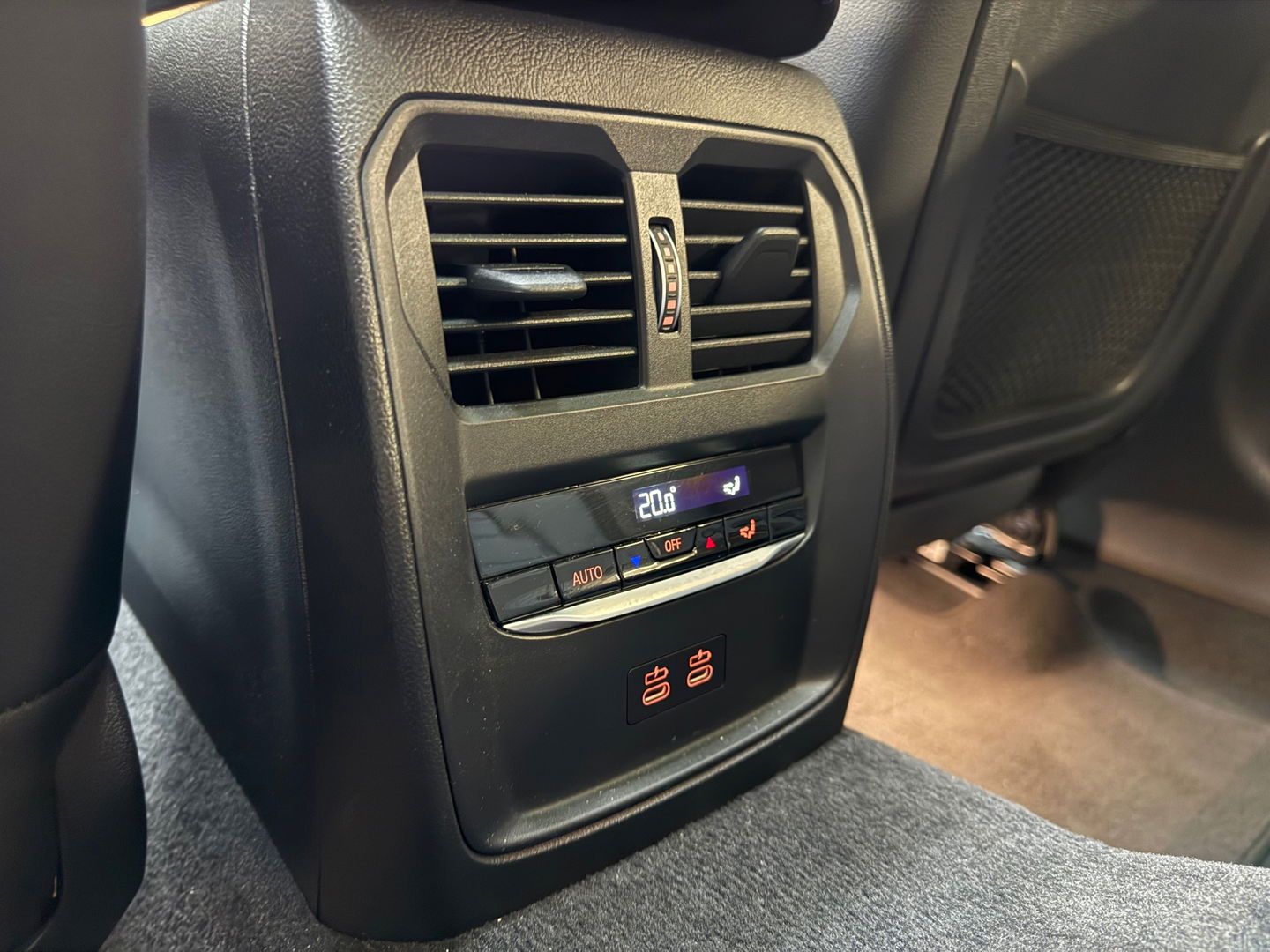 BMW 3 Serie Touring 320e Pano|M Sport|Memory|HuD|Sfeer|Leder