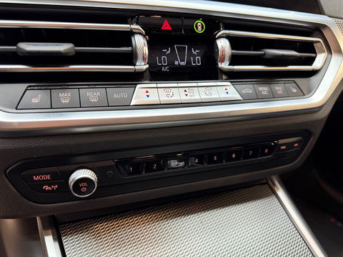 BMW 3 Serie Touring 320e Pano|M Sport|Memory|HuD|Sfeer|Leder