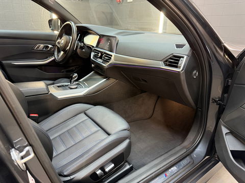 BMW 3 Serie Touring 320e Pano|M Sport|Memory|HuD|Sfeer|Leder