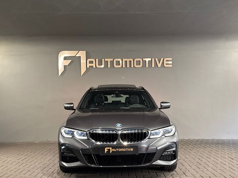 BMW 3 Serie Touring 320e Pano|M Sport|Memory|HuD|Sfeer|Leder