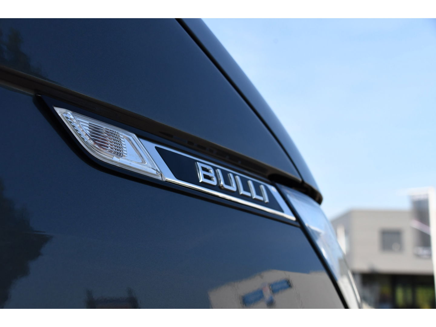Volkswagen Transporter 2.0 TDI L2H1 30 DC Bulli Virtual, Carplay, Camera, LED, 150pk, 2 x Schuifdeur, Automaat, Trekhaak, Uniek!