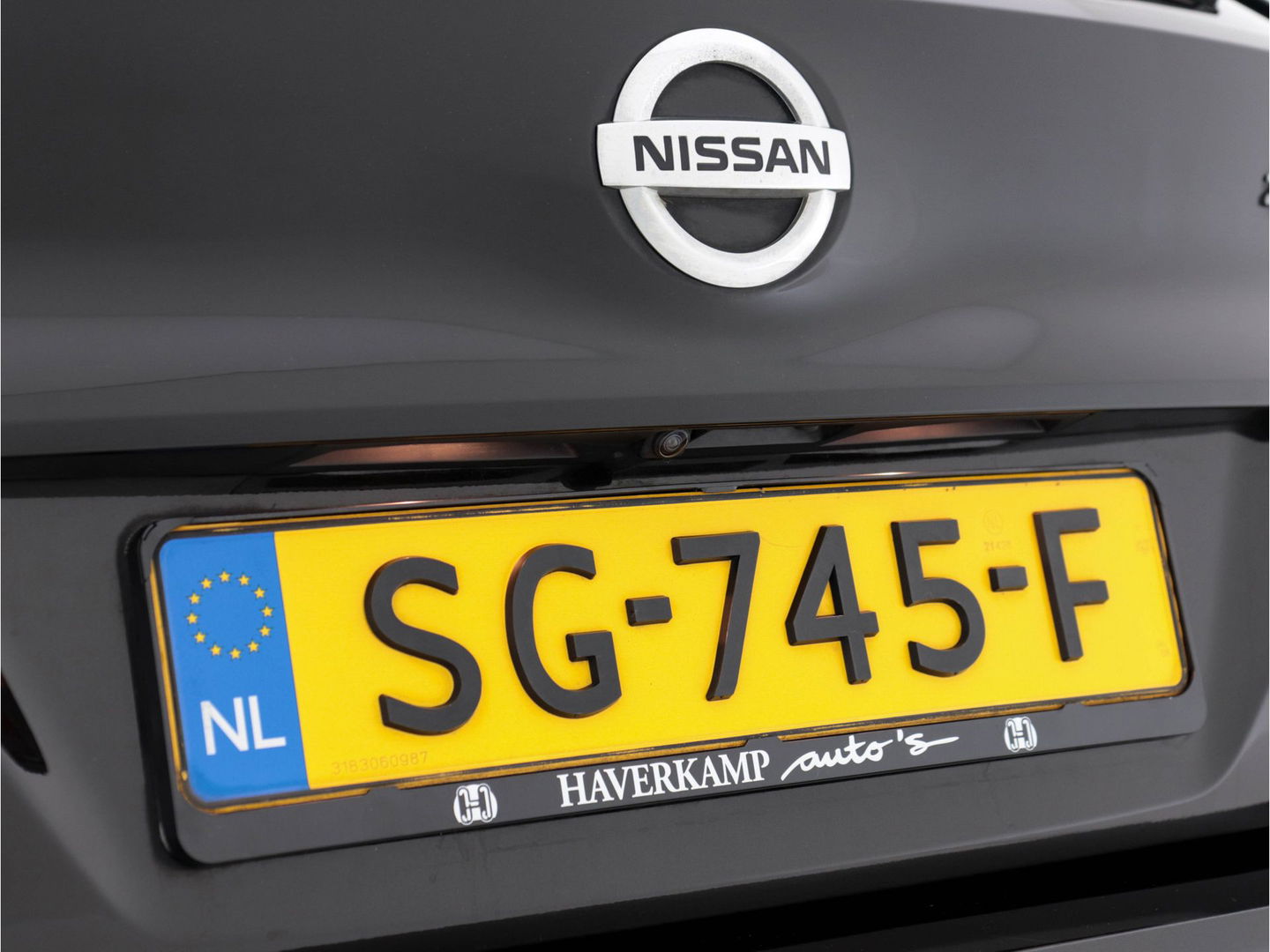Nissan Leaf 2.ZERO EDITION 40 kWh (INCL-BTW) Aut. *ADAPTIVE-CRUISE | KEYLESS | NAVI-FULLMAP | SURROUND-VIEW | DAB | ECC | PDC | DIGI-COCKPIT | APP-CONNECT | COMFORT-SEATS | 17"ALU*