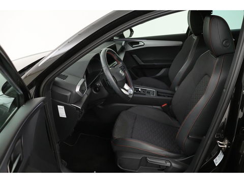 SEAT Leon 1.5 eTSI FR Launch Edition | Carplay | Stoel & stuurverwarming | Camera | Adaptive cruise | Navigatie | Keyless | Full LED | Sportstoelen