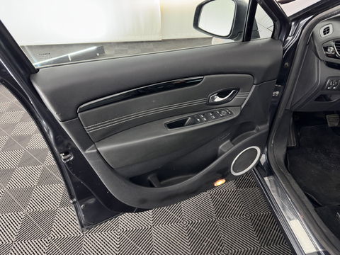 Renault Scénic 2.0 Aut. *PANO | LEATHER-FABRIC | NAVI-FULLMAP | KEYLESS | ECC | PDC | CRUISE | 17''ALU | TOWBAR*