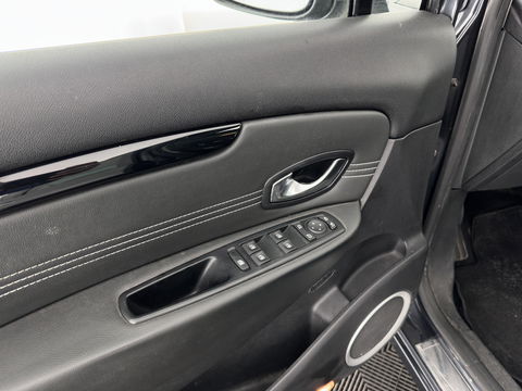 Renault Scénic 2.0 Aut. *PANO | LEATHER-FABRIC | NAVI-FULLMAP | KEYLESS | ECC | PDC | CRUISE | 17''ALU | TOWBAR*