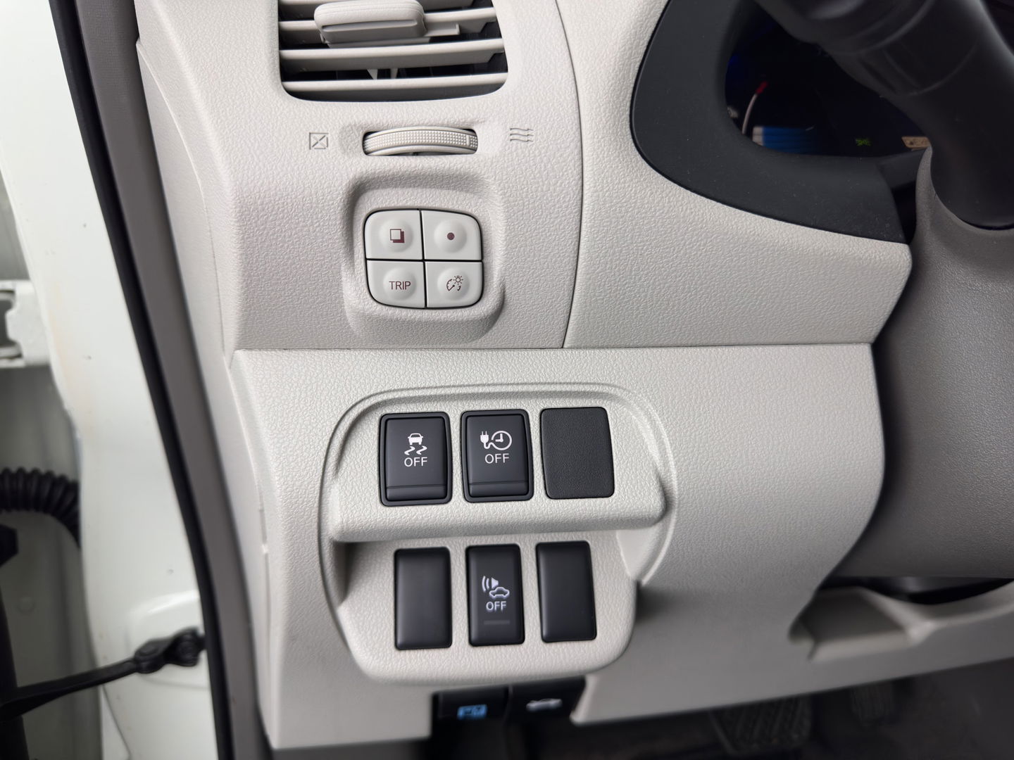Nissan Leaf Base 24 kWh *FULL-LED | NAVI-FULLMAP | CAMERA | COMFORT-SEATS | ECC | CRUISE | 16''ALU**