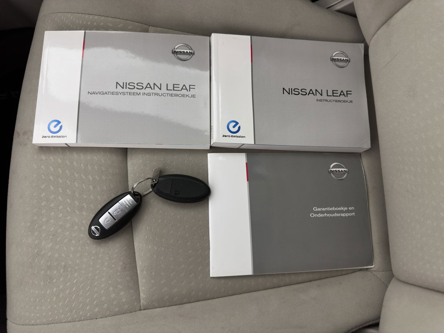 Nissan Leaf Base 24 kWh *FULL-LED | NAVI-FULLMAP | CAMERA | COMFORT-SEATS | ECC | CRUISE | 16''ALU**