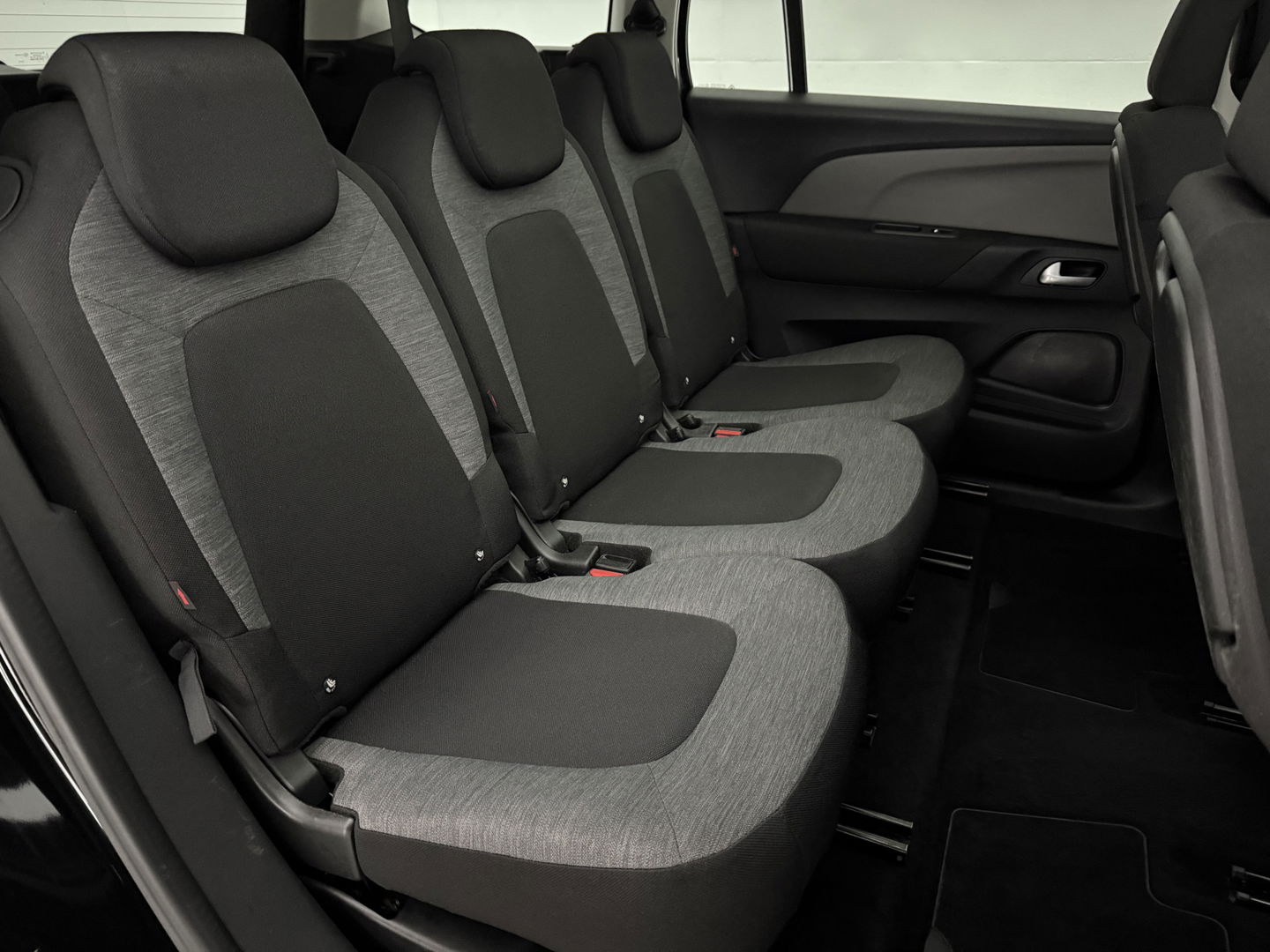 Citroën C4 Picasso 1.2 PureTech 7p | Pano | Camera | Carplay | Virtual | Trekh. | LED | Cruise | NAP