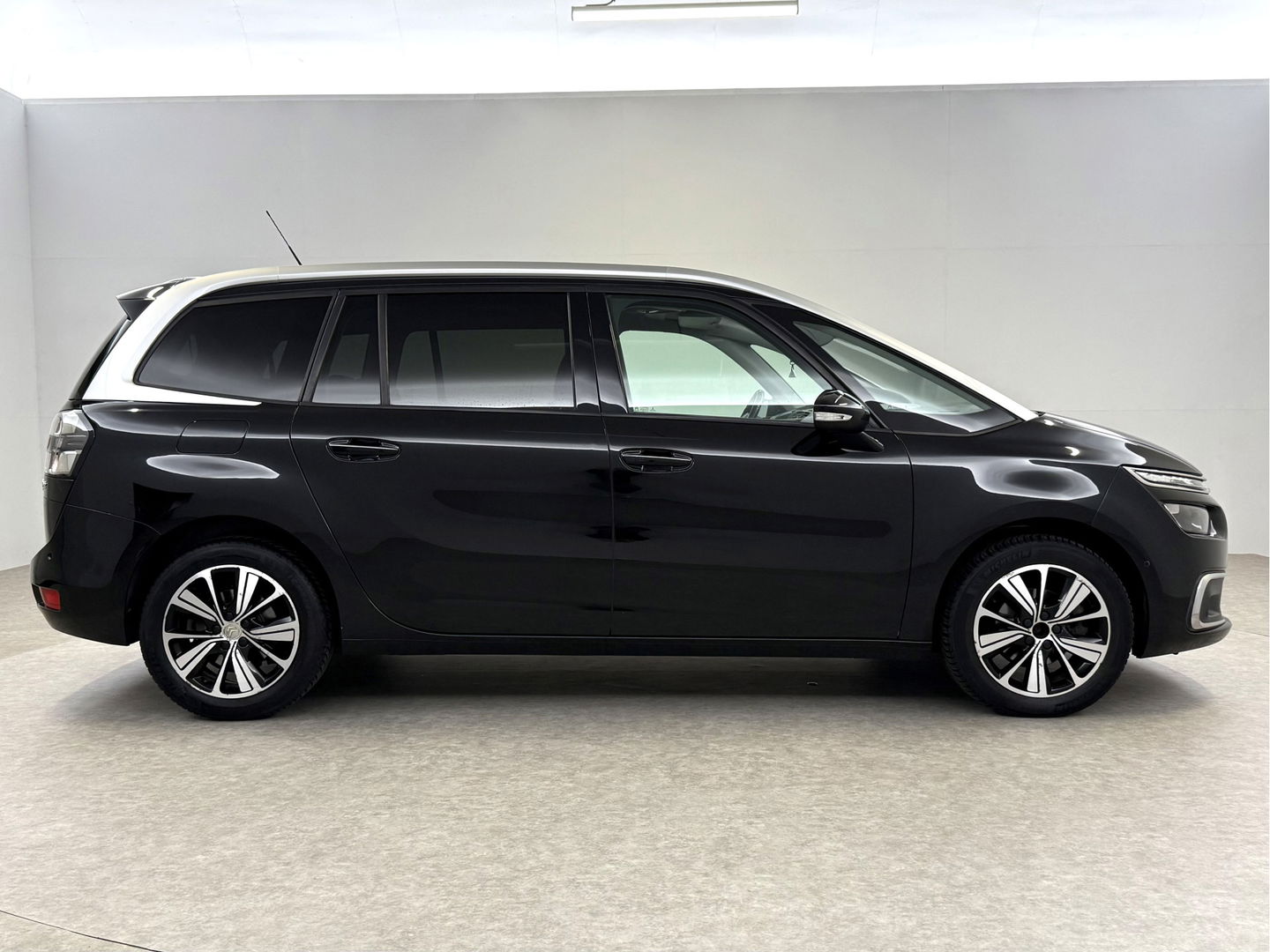 Citroën C4 Picasso 1.2 PureTech 7p | Pano | Camera | Carplay | Virtual | Trekh. | LED | Cruise | NAP