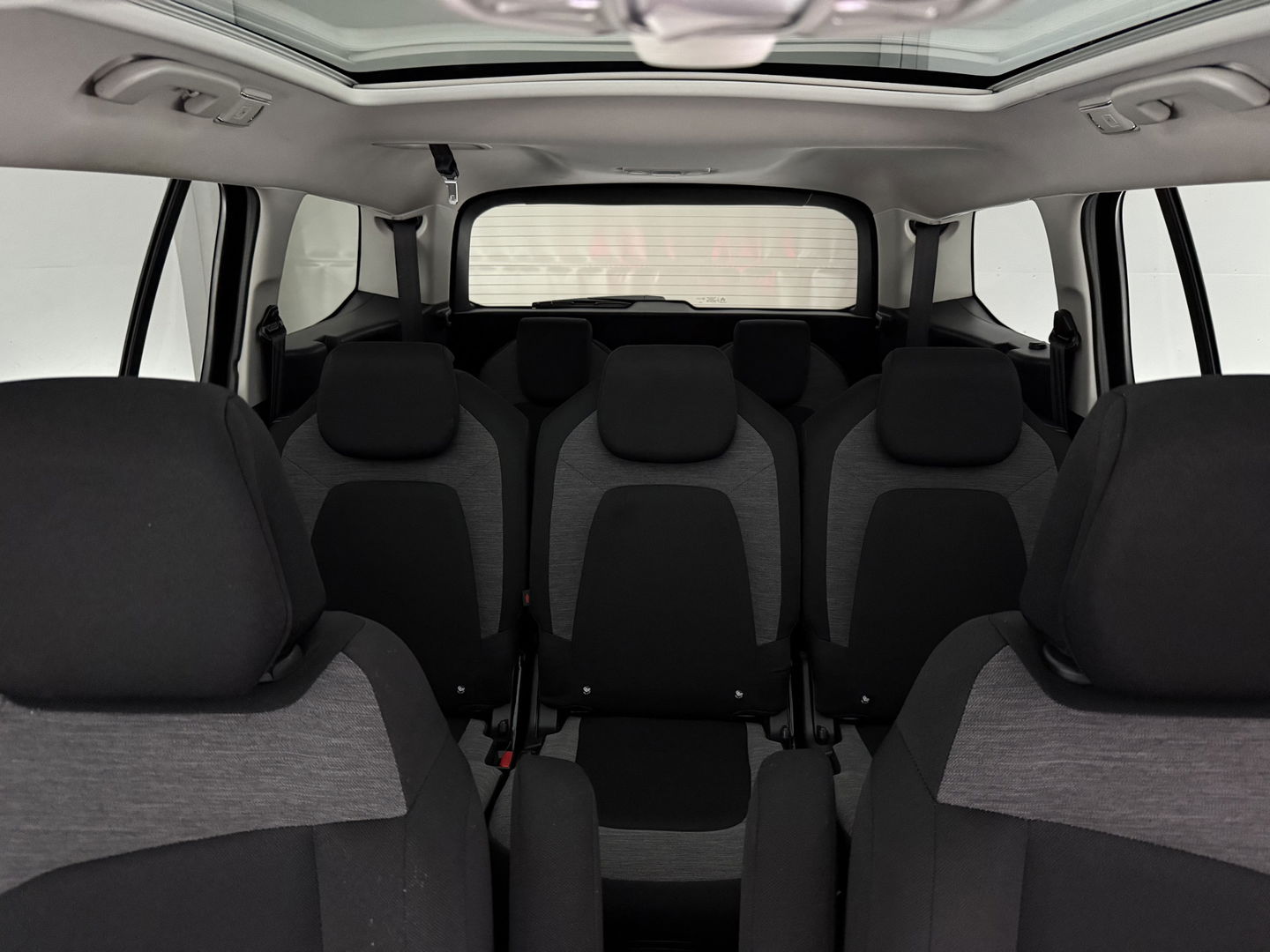 Citroën C4 Picasso 1.2 PureTech 7p | Pano | Camera | Carplay | Virtual | Trekh. | LED | Cruise | NAP