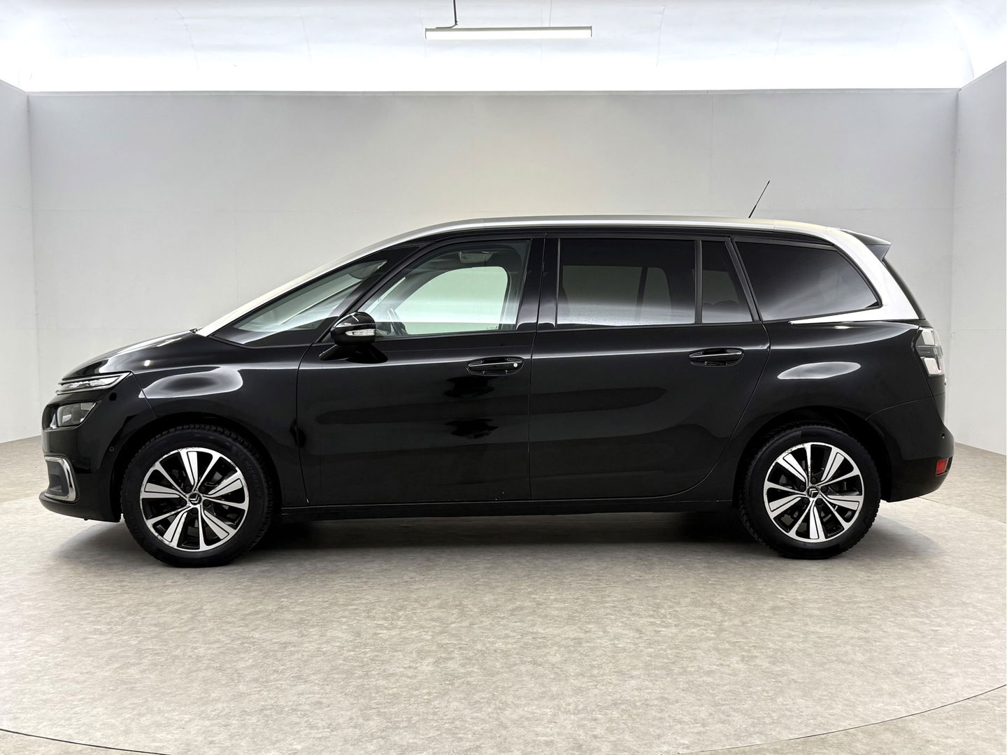 Citroën C4 Picasso 1.2 PureTech 7p | Pano | Camera | Carplay | Virtual | Trekh. | LED | Cruise | NAP