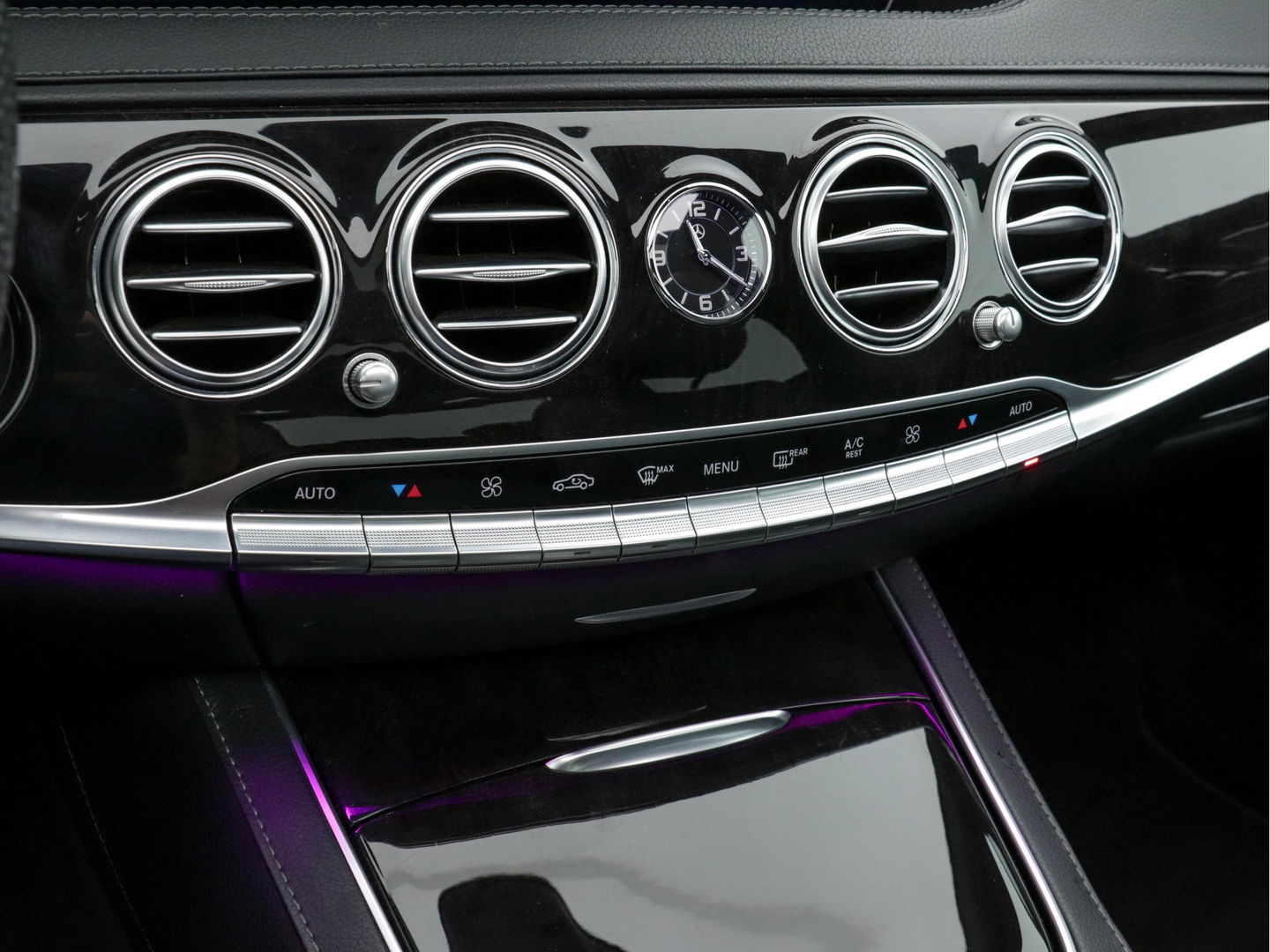 Mercedes-Benz S-Klasse 400d 4-Matic Lang Aut. *PANO | DISTRONIC | BURMESTER-AUDIO | TOP-VIEW | KEYLESS | BLIND-SPOT | AIRMATIC | FULL-LEATHER  | FULL-LED |  MEMORY-PACK  | WIDE-SCREEN-DIGI-COCKPIT | AMBIENT-LIGHTNING |  HEATED/VENTI