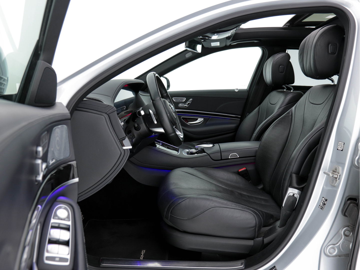 Mercedes-Benz S-Klasse 400d 4-Matic Lang Aut. *PANO | DISTRONIC | BURMESTER-AUDIO | TOP-VIEW | KEYLESS | BLIND-SPOT | AIRMATIC | FULL-LEATHER  | FULL-LED |  MEMORY-PACK  | WIDE-SCREEN-DIGI-COCKPIT | AMBIENT-LIGHTNING |  HEATED/VENTI