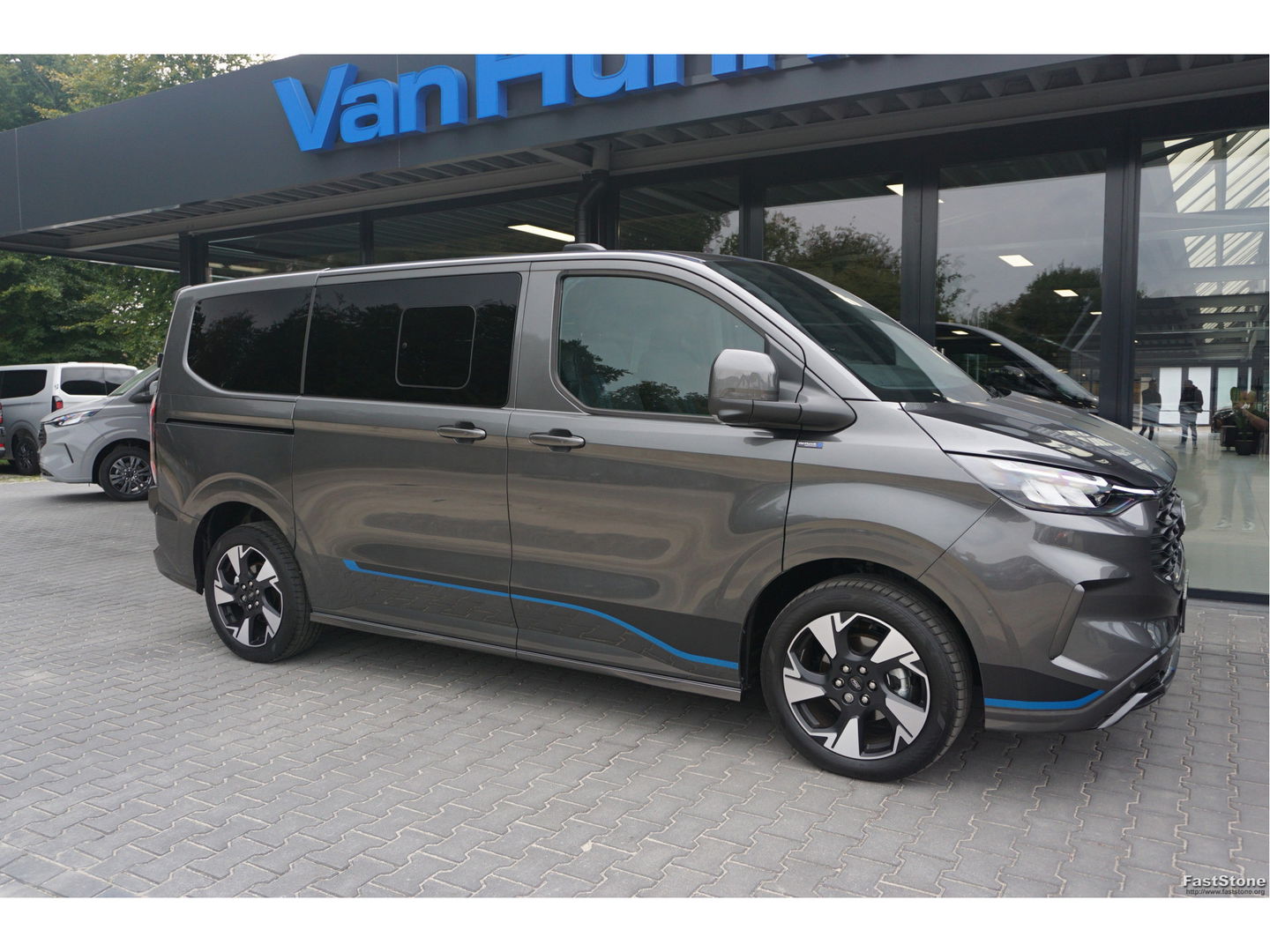 Ford Transit Custom 320S 170PK DC Sport AUT BPM VRIJ!! Navi, ACC, Trekhaak, 360° Cam, 17" LM, 2x Schuifdeur!! NR. A268