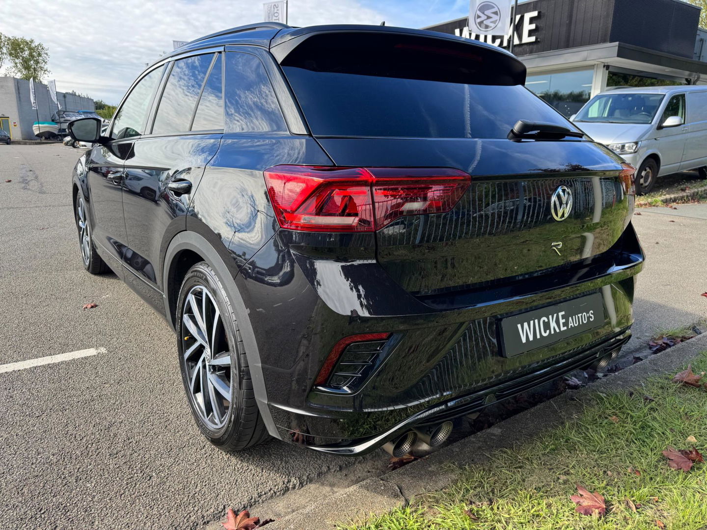 Volkswagen T-Roc 2.0 TSI 4Motion R 300 PK AKRAPOVIC Panorama Camera