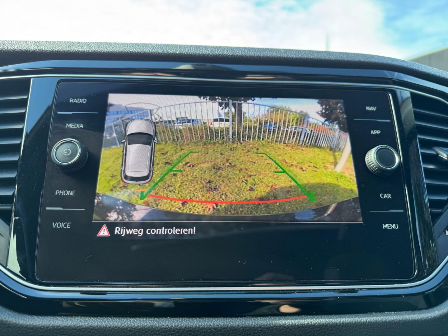Volkswagen T-Roc 2.0 TSI 4Motion R 300 PK AKRAPOVIC Panorama Camera