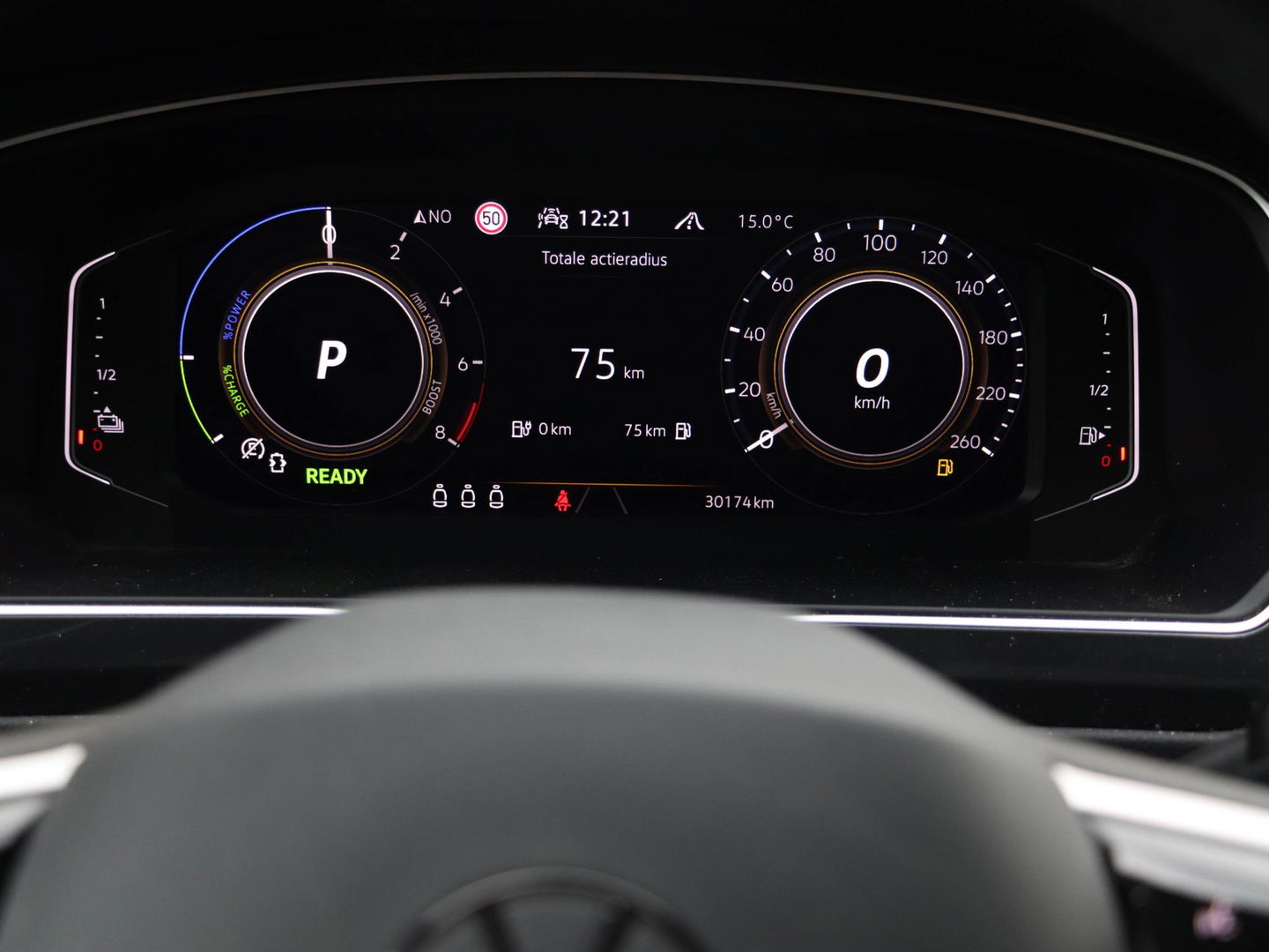 Volkswagen Tiguan 1.4 eHybrid R-Line 245PK | 20 inch | 30.000km!