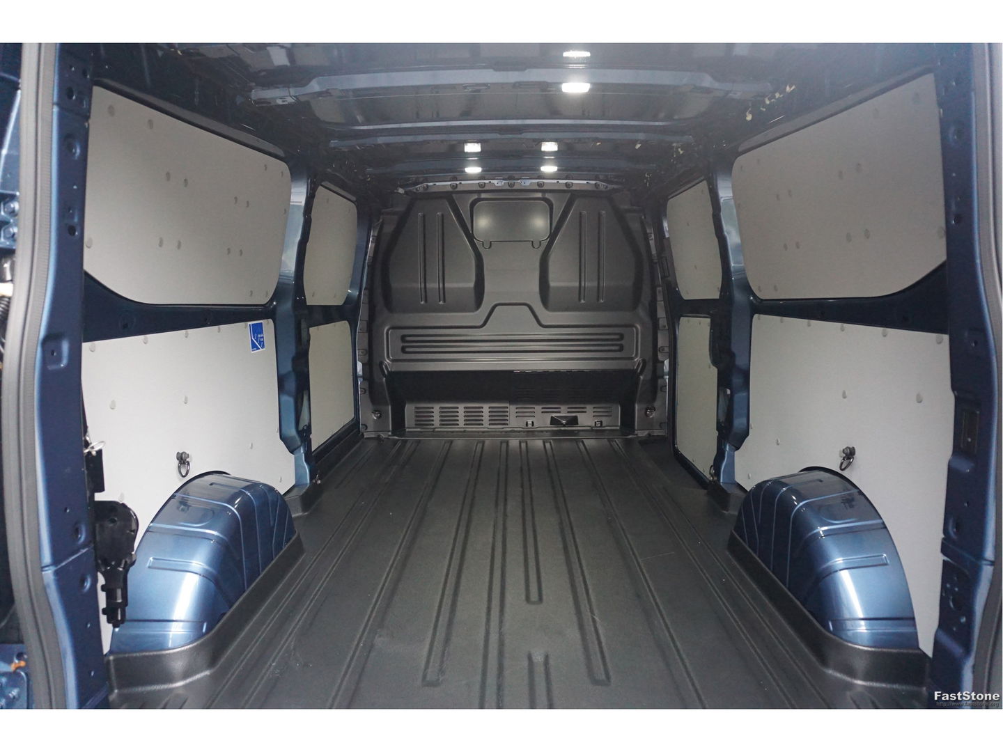 Ford Transit Custom 300L 136PK Limited BPM VRIJ!! Navi, Cam, Adap. Cruise, 16" LM!! NR. A250