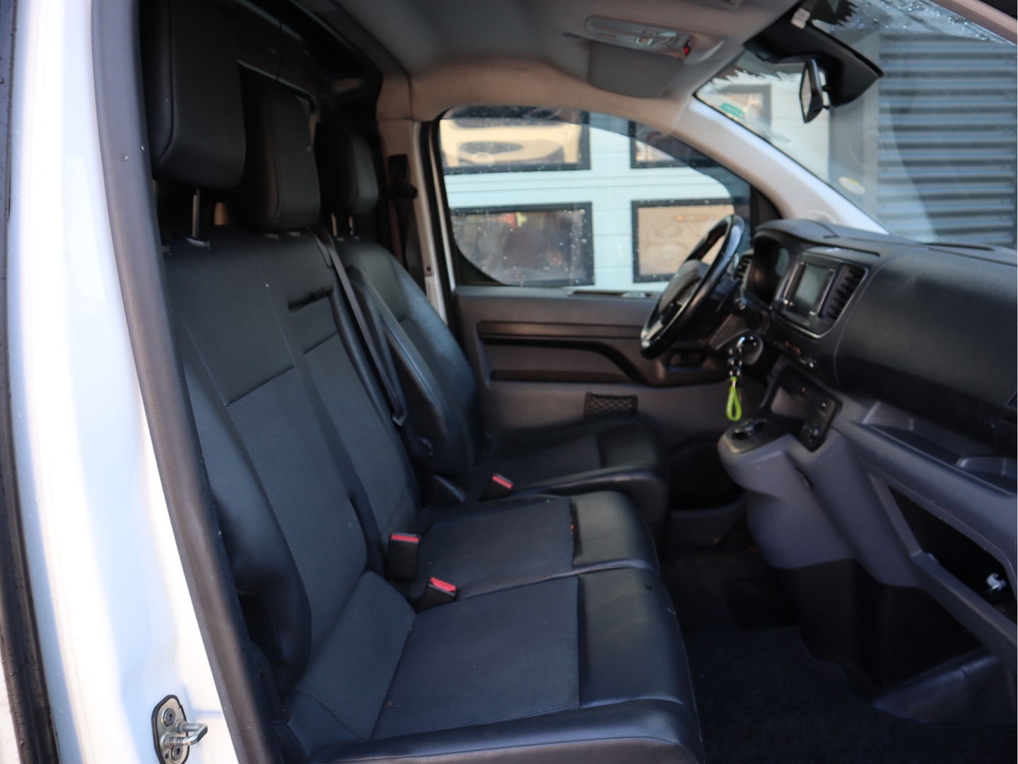 Peugeot Expert 2.0 BlueHDI 120pk Euro 6 Automaat L3 - Trekhaak - Cruise