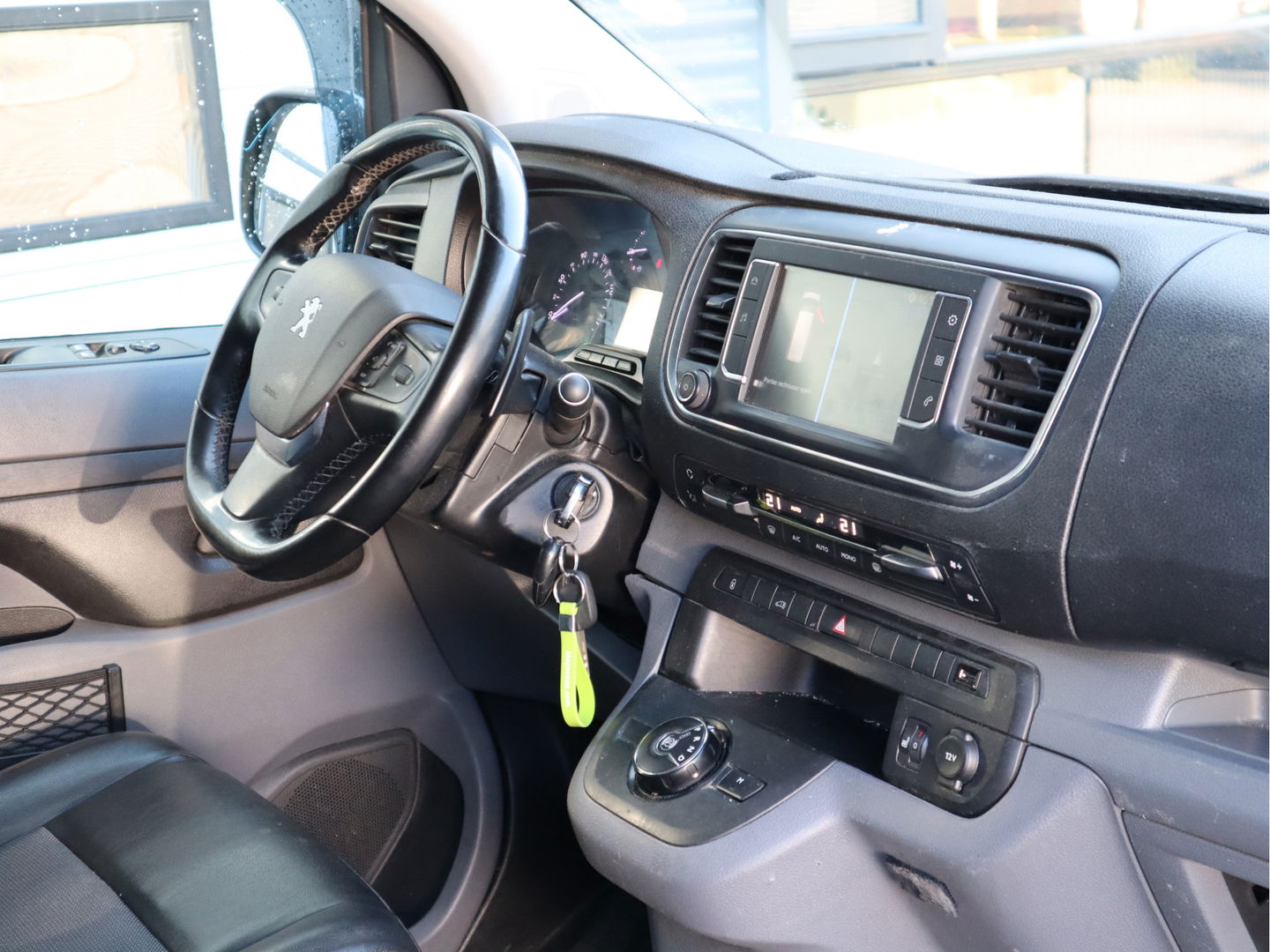 Peugeot Expert 2.0 BlueHDI 120pk Euro 6 Automaat L3 - Trekhaak - Cruise