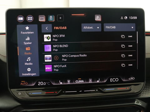 CUPRA Leon 1.5 TSI e-Hybrid | Stoel & stuurverwarming | Camera | Adaptive cruise | Carplay | Navigatie | Matrix LED | Sfeerverlichting | PHEV | Plug In