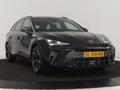 CUPRA Leon 1.5 TSI e-Hybrid | Stoel & stuurverwarming | Camera | Adaptive cruise | Carplay | Navigatie | Matrix LED | Sfeerverlichting | PHEV | Plug In