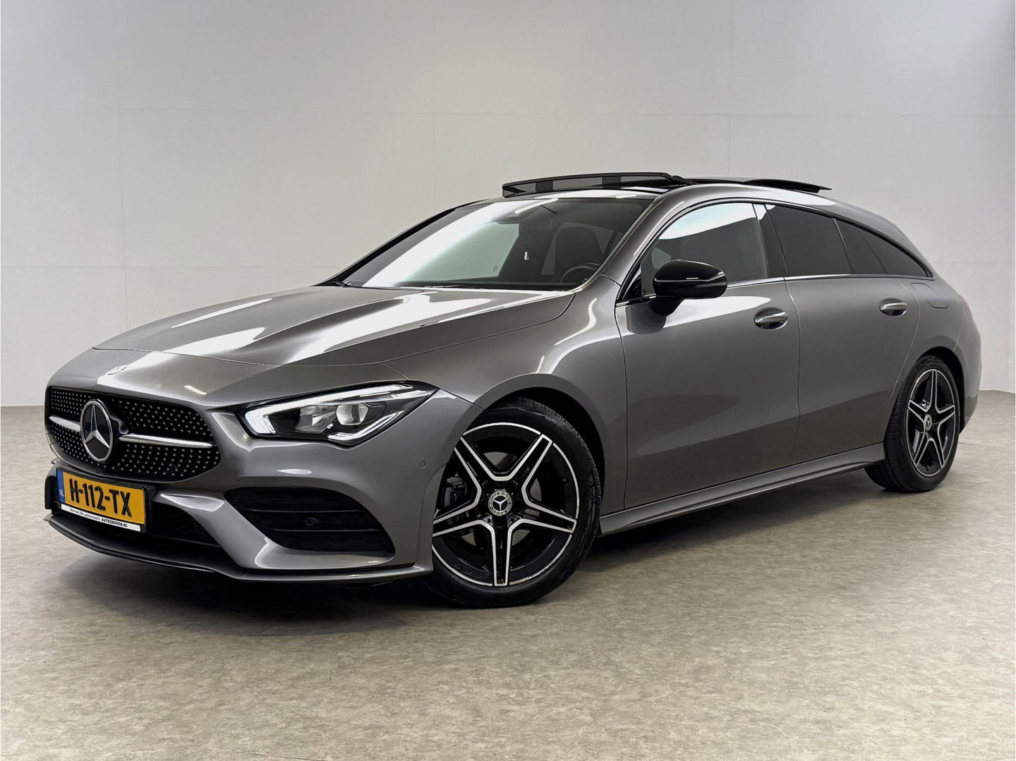 Mercedes-Benz CLA-Klasse 180 AMG | Pano | LED | Trekhaak | Virtual | Camera | Carplay | Cruise