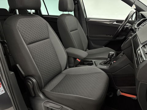 Volkswagen Tiguan 1.5 TSI ACT R-line 150PK | Pano | Virtual | Carplay | Trekh. | Keyless | Adaptive Cruise | Stoelverw.