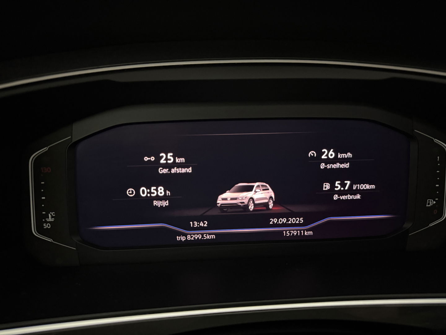 Volkswagen Tiguan 1.5 TSI ACT R-line 150PK | Pano | Virtual | Carplay | Trekh. | Keyless | Adaptive Cruise | Stoelverw.