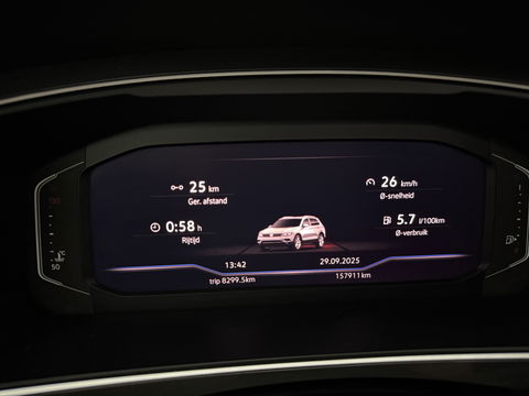 Volkswagen Tiguan 1.5 TSI ACT R-line 150PK | Pano | Virtual | Carplay | Trekh. | Keyless | Adaptive Cruise | Stoelverw.
