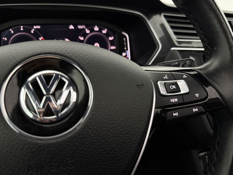 Volkswagen Tiguan 1.5 TSI ACT R-line 150PK | Pano | Virtual | Carplay | Trekh. | Keyless | Adaptive Cruise | Stoelverw.