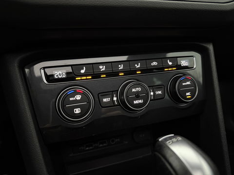 Volkswagen Tiguan 1.5 TSI ACT R-line 150PK | Pano | Virtual | Carplay | Trekh. | Keyless | Adaptive Cruise | Stoelverw.