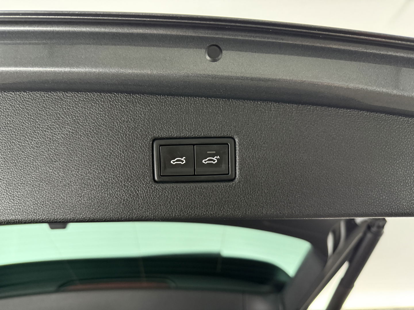 Volkswagen Tiguan 1.5 TSI ACT R-line 150PK | Pano | Virtual | Carplay | Trekh. | Keyless | Adaptive Cruise | Stoelverw.