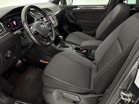 Volkswagen Tiguan 1.5 TSI ACT R-line 150PK | Pano | Virtual | Carplay | Trekh. | Keyless | Adaptive Cruise | Stoelverw.