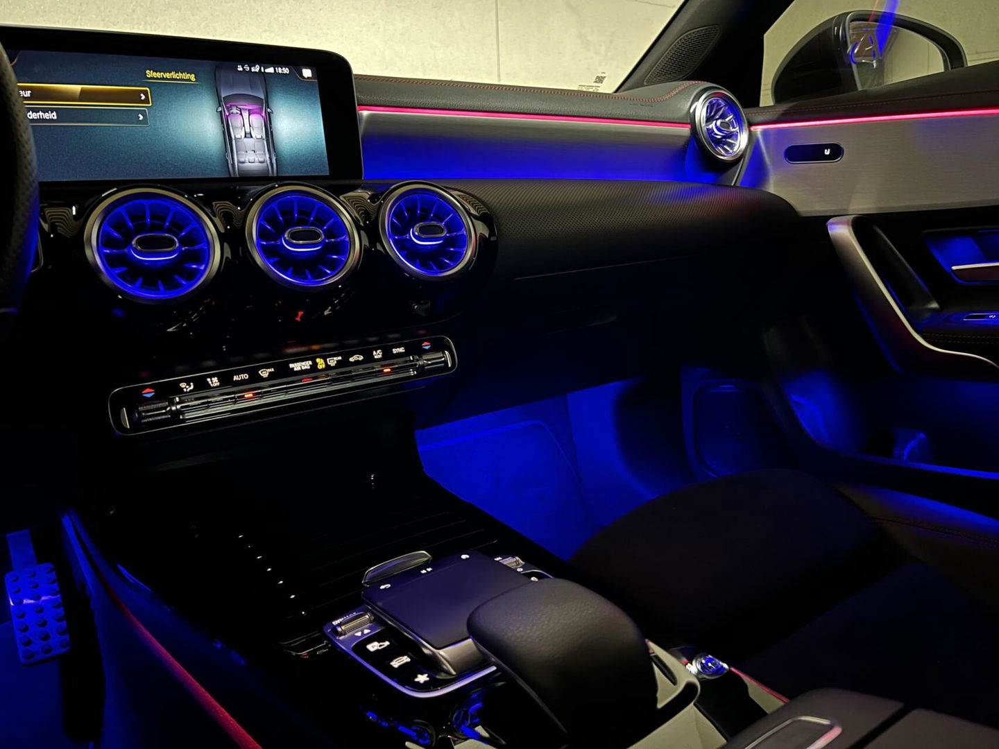 Mercedes-Benz CLA Shooting Brake 200 AMG Designo Matt Sfeer