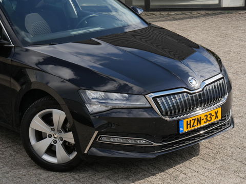 Škoda Superb Combi 1.4TSI iV BUSINESS EDITION PLUS/ CAMERA/ PDC V+A