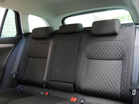 Škoda Superb Combi 1.4TSI iV BUSINESS EDITION PLUS/ CAMERA/ PDC V+A