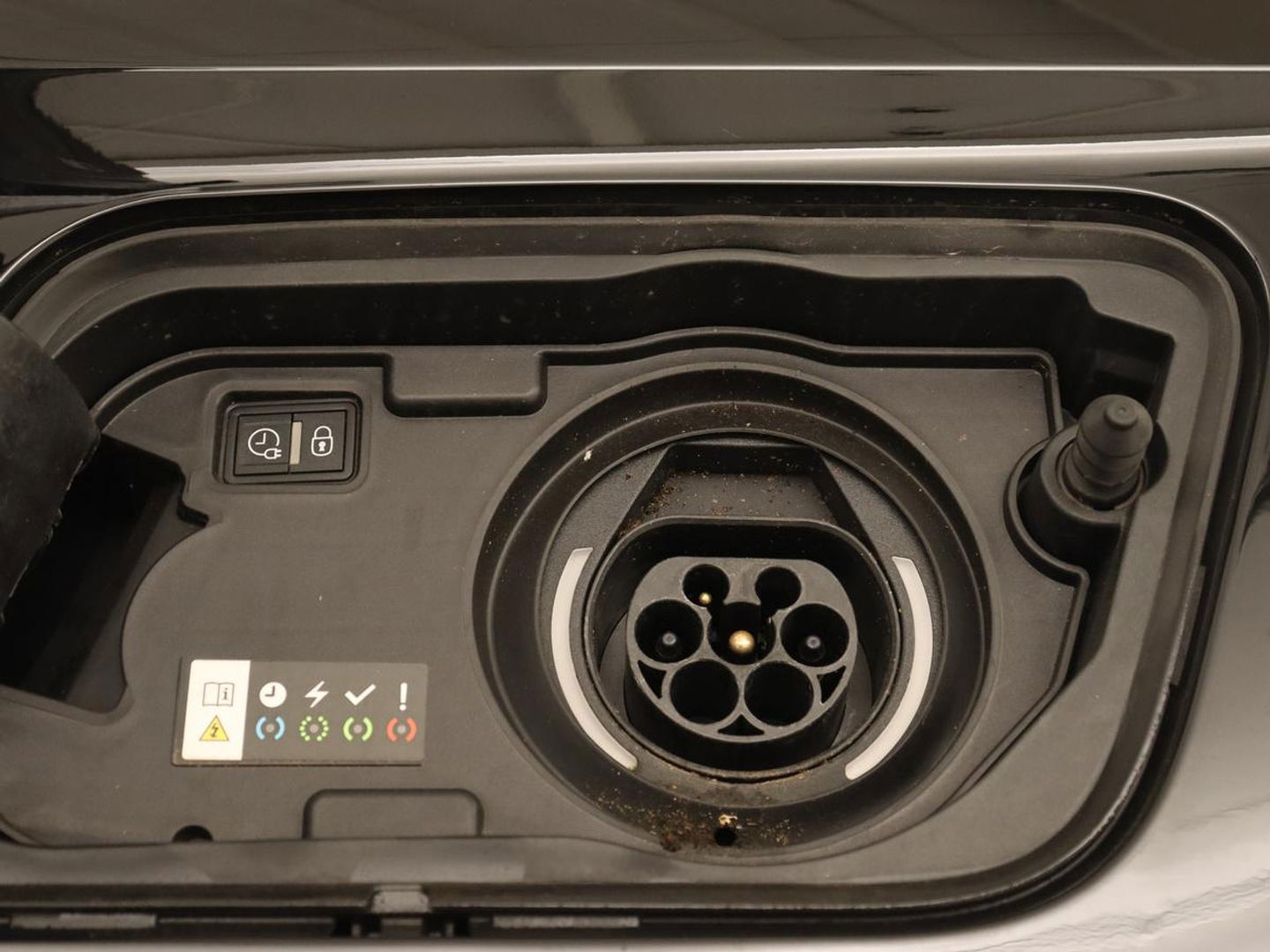 Opel Grandland X 1.6 Turbo Hybrid Business Edition | Carplay | Navigatie | Full LED | Parkeerhulp | Cruise control | Climate control | PHEV | Plug In