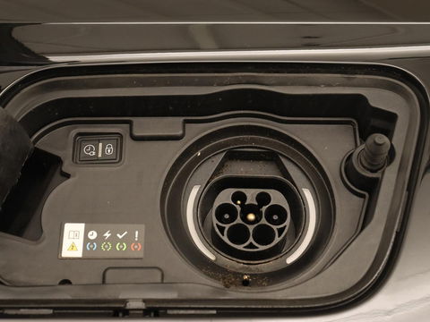 Opel Grandland X 1.6 Turbo Hybrid Business Edition | Carplay | Navigatie | Full LED | Parkeerhulp | Cruise control | Climate control | PHEV | Plug In