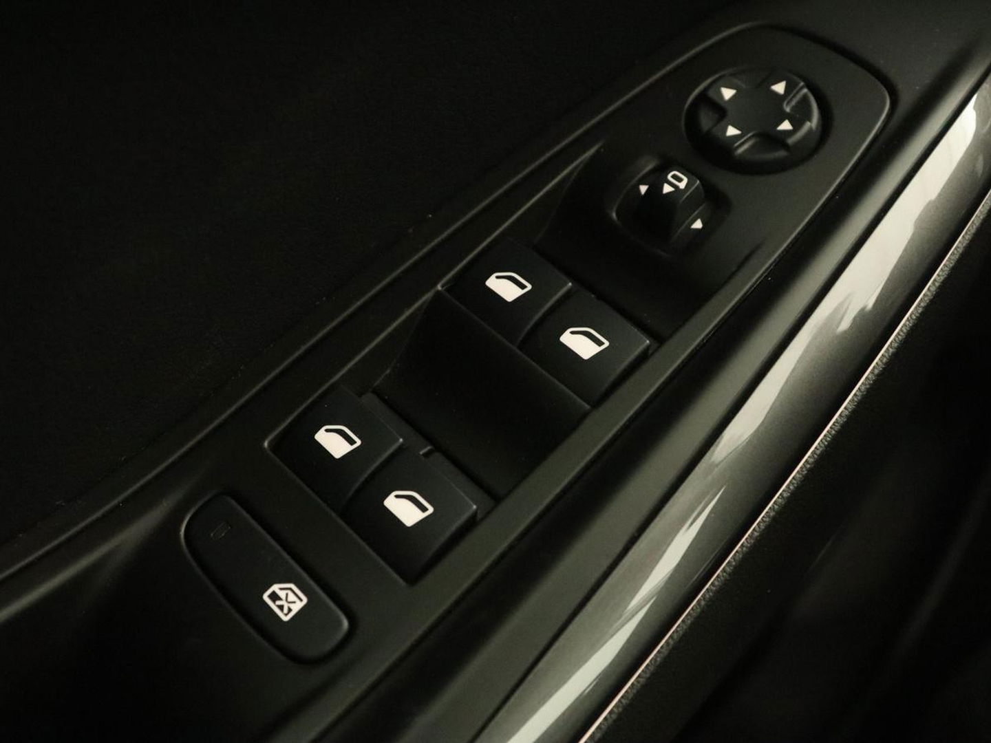 Opel Grandland X 1.6 Turbo Hybrid Business Edition | Carplay | Navigatie | Full LED | Parkeerhulp | Cruise control | Climate control | PHEV | Plug In