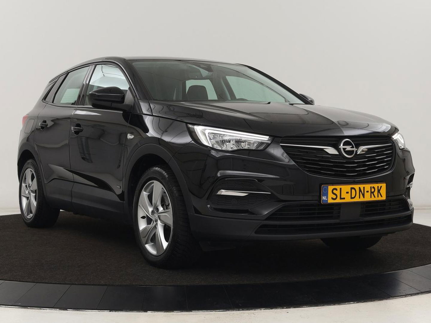 Opel Grandland X 1.6 Turbo Hybrid Business Edition | Carplay | Navigatie | Full LED | Parkeerhulp | Cruise control | Climate control | PHEV | Plug In
