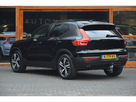 Volvo XC40 T4 Hybride R-Design | Panoramadak | Trekhaak 1.800 kg | Pilot-Assist | Harman Kardon | 360º Camera | BLIS |
