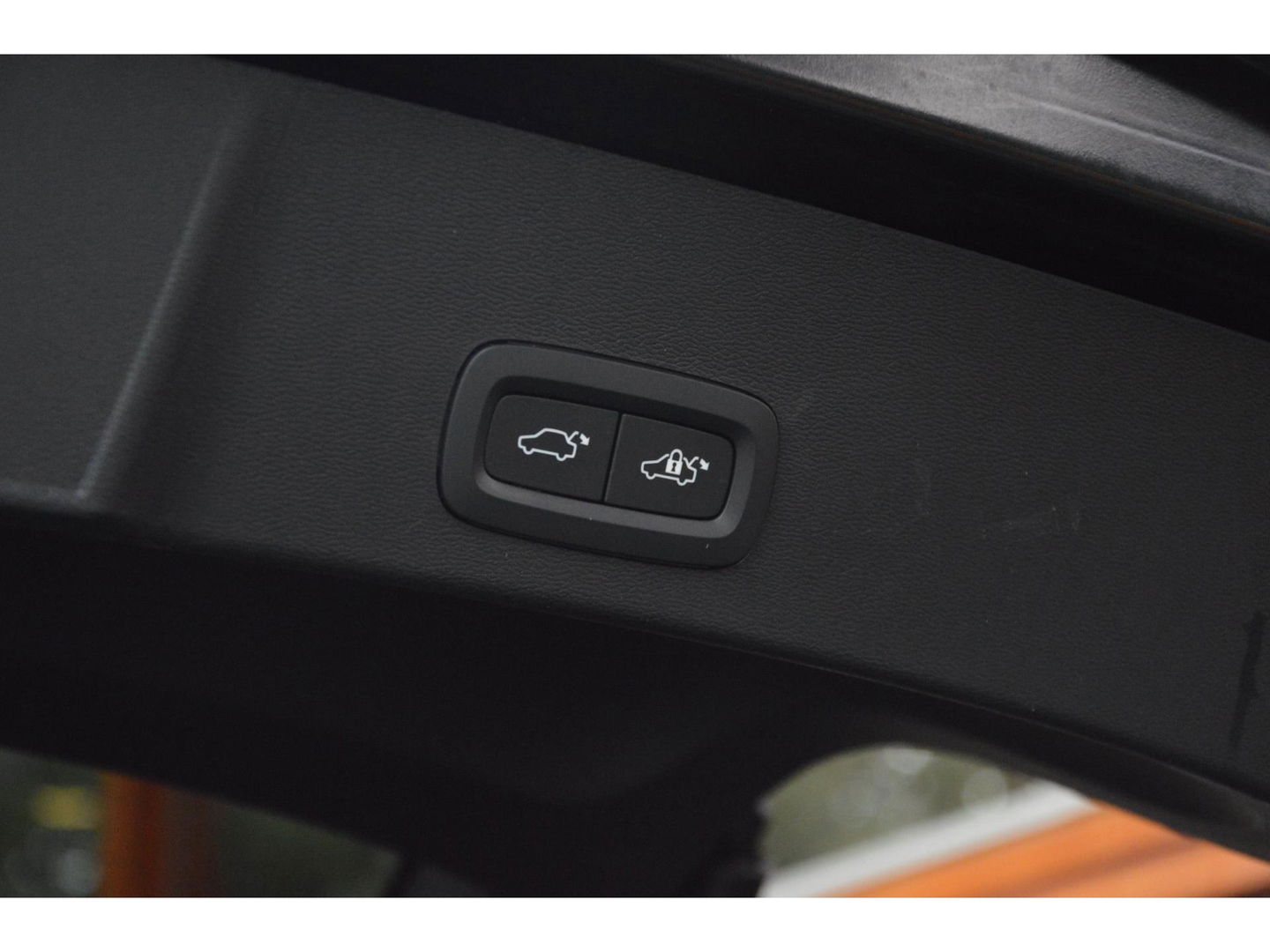 Volvo XC40 T4 Hybride R-Design | Panoramadak | Trekhaak 1.800 kg | Pilot-Assist | Harman Kardon | 360º Camera | BLIS |