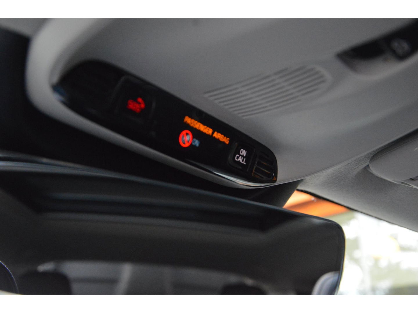 Volvo XC40 T4 Hybride R-Design | Panoramadak | Trekhaak 1.800 kg | Pilot-Assist | Harman Kardon | 360º Camera | BLIS |