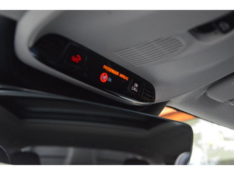 Volvo XC40 T4 Hybride R-Design | Panoramadak | Trekhaak 1.800 kg | Pilot-Assist | Harman Kardon | 360º Camera | BLIS |