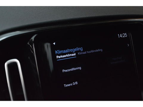 Volvo XC40 T4 Hybride R-Design | Panoramadak | Trekhaak 1.800 kg | Pilot-Assist | Harman Kardon | 360º Camera | BLIS |