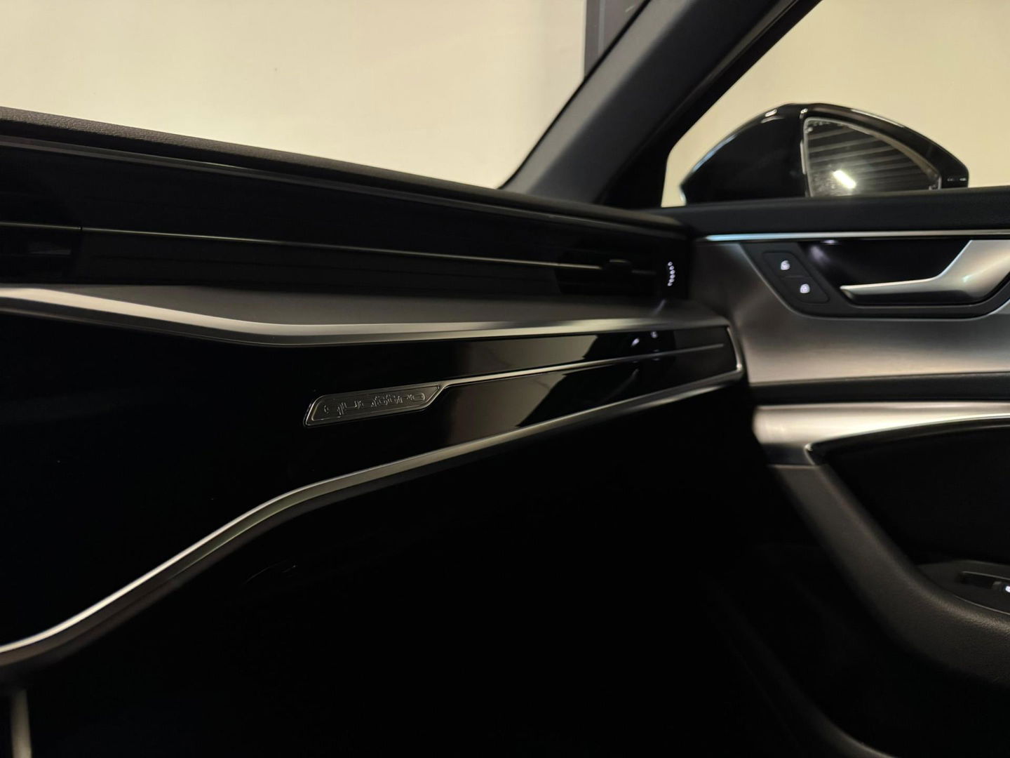 Audi A6 Avant 50 TFSI e quattro S edition PANO'