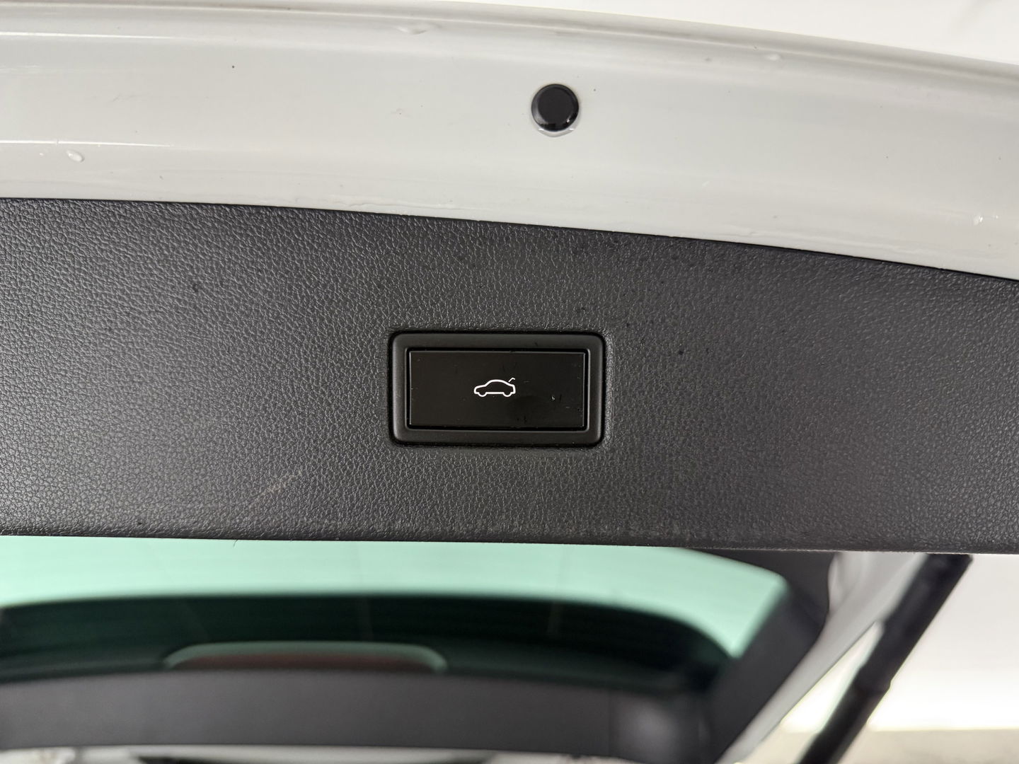 Volkswagen Tiguan 1.5 TSI ACT 150PK R-line | Virtual | Carplay | Trekh. | Adaptive Cruise | LED | Parkeersens.
