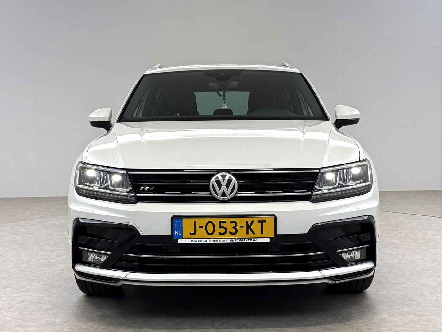 Volkswagen Tiguan 1.5 TSI ACT 150PK R-line | Virtual | Carplay | Trekh. | Adaptive Cruise | LED | Parkeersens.