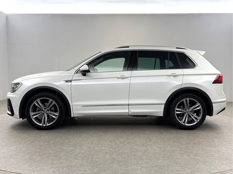 Volkswagen Tiguan 1.5 TSI ACT 150PK R-line | Virtual | Carplay | Trekh. | Adaptive Cruise | LED | Parkeersens.